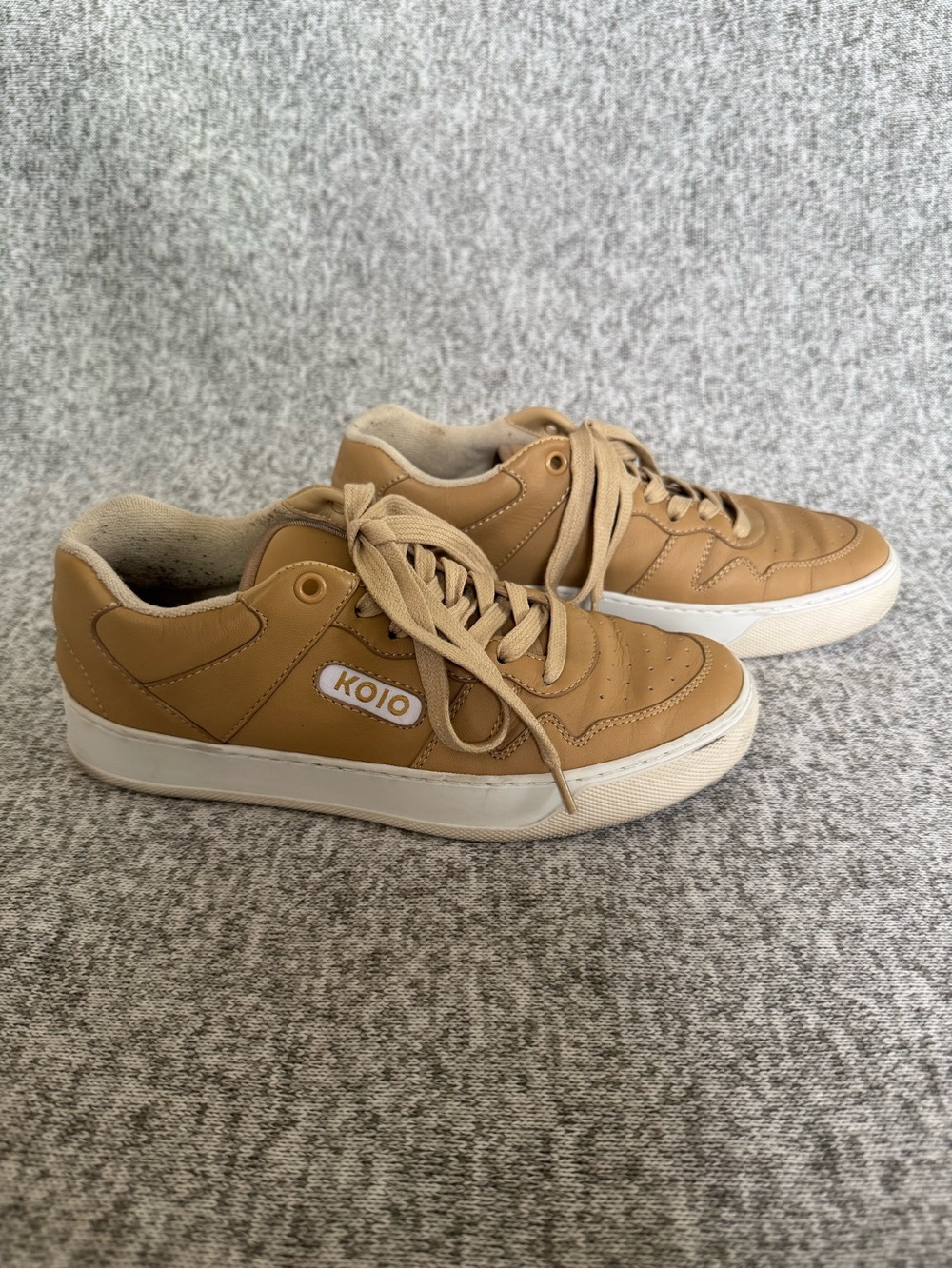 KOIO Women’s Camel Leather Low-Top Sneakers with White Sole
